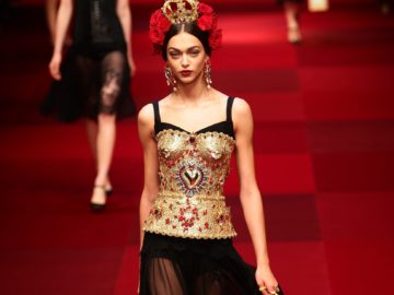 dolce-and-gabbana-runway-milan-fashion-week-womenswear-sprin-1